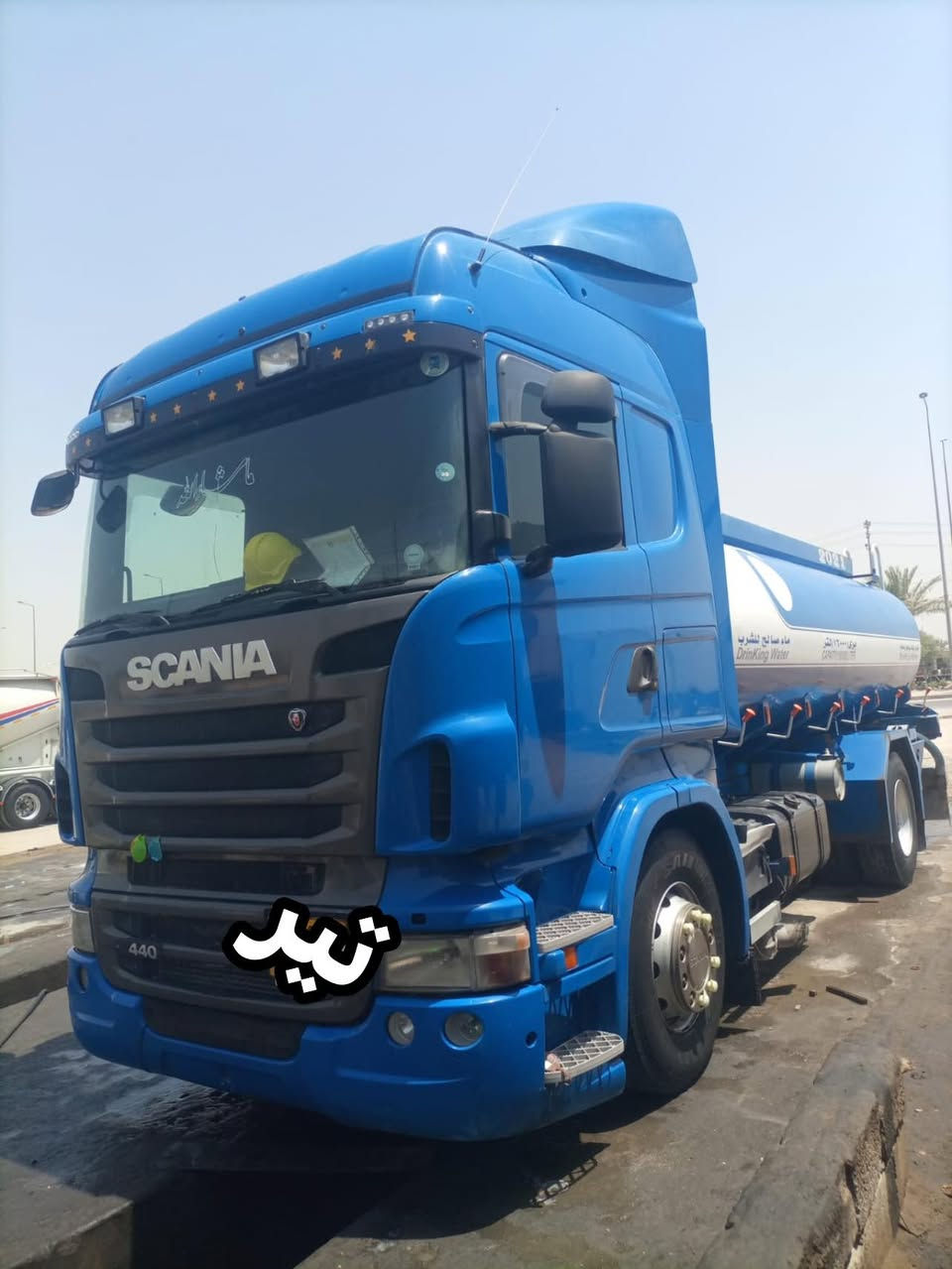 السلام عليكم
تنكر سكانيا 2012 اصل بأسمي رقم اربيل سياره شاصي بلادي مكفول محرك مكفول تخم تاير جديد فول مواصفات گير اوتماتيك بدون گلچ فول مواصفات  جاهزه من كلشي مكاني البصره بيع مستعجل والله يرزقه التصير اله السعر 330 $ثلاث دفاتر وثلاثون 
  *********** 
***********
