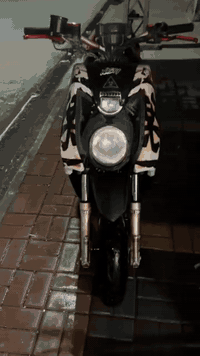 السلام عليكم🌹
دراجه سكنس جبلي لبيع كفاله❤️ عامه
 السعر 1800 :
***********
