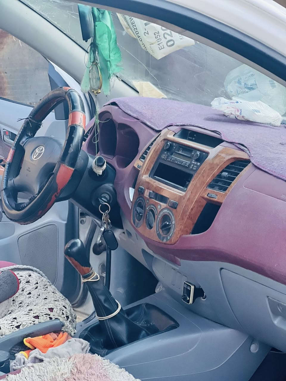 السلام عليكم
تويوتا 2009 رقم واسط مشروع وطني 
سياره كفاله عامه تحويل ثاني يوم 
رقم واسط مميز دشبول احمر 
شاصي 19 سياره مفوله 
***********
***********
