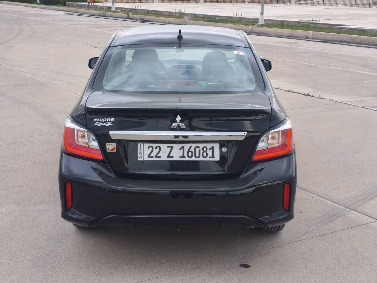 ميراج للبيع 
للبيع فقط  بدون مراوس
2024 ميراج  وارد امريكي بدون صبغ رقم اربيل بأسمي 
سياره نضيفه جدا ايرباكات سستم 
السعر 95 ورقه وبيها مجال قليل 
*********** واتساب
