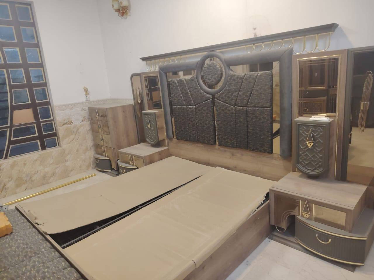 غرفه فخمة للبيع
*********** اتصال واتساب
