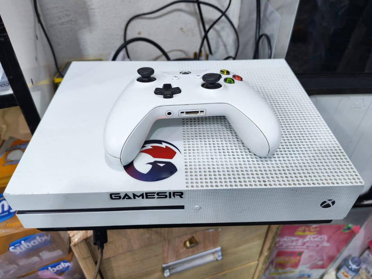 السلام عليكم اكس بوكس وان اس كامل الملحقات مع شهر كيم باس السعر 140 الف يوجد. توصيل للجميع المحافظات 5 تفحصه ما بية اي عطل


**إذا كنت صاحب هذا الإعلان وتريد حذفه لأي سبب، رجاءا أرسل رسالة إلى الدعم الفني**