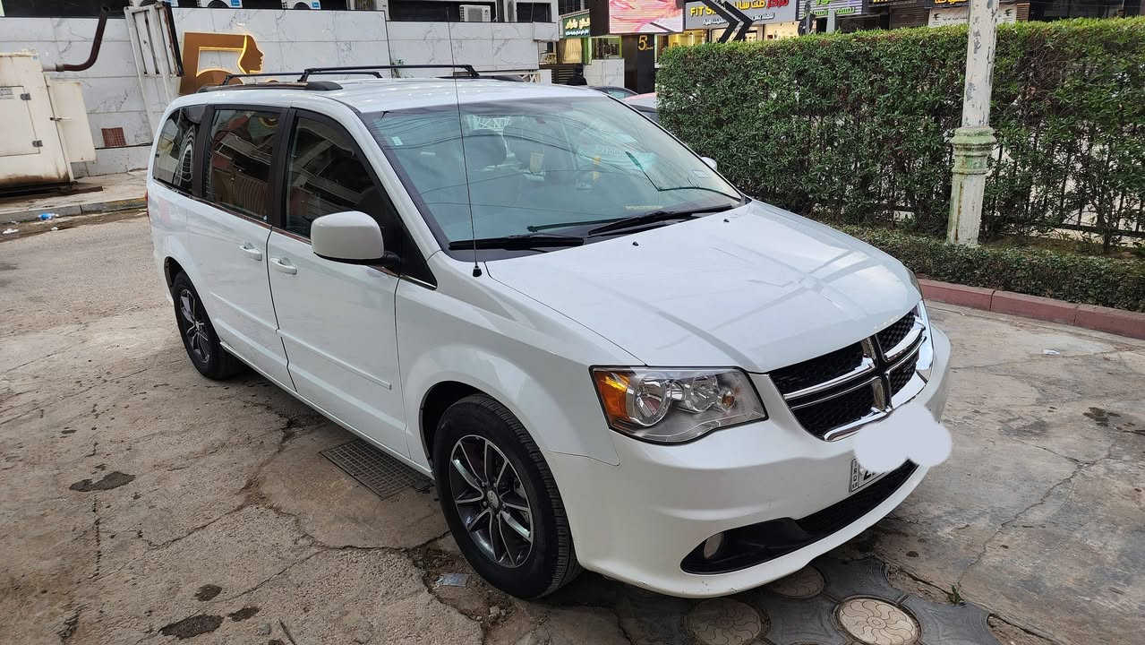 دوج كرنفان 2017 SXT للبيع
رقم أربيل – هزة جديدة 2027

سيارة نظيفة جداً ومواصفاتها كاملة، جاهزة للاستخدام بدون أي ملاحظات.

المواصفات:
7 راكب
كلين تايتل
بدون قطرة صبغ
الجامات بلادي مال شركة، بدون خدوش أو تصليح
سبايدر قمارة
تاير 17 جديد نوع دانلوب
تشغيل عن بعد
صندوق كهرباء
باب خلفي كهرباء
تبريد قوي (3 قطع ثلج) غاز الشركة
مقاعد جلد
كامرة خلفية بلادية

ماشية: 86 ألف ميل
العنوان: بغداد – زيونة
للاستفسار الاتصال على:
***********
