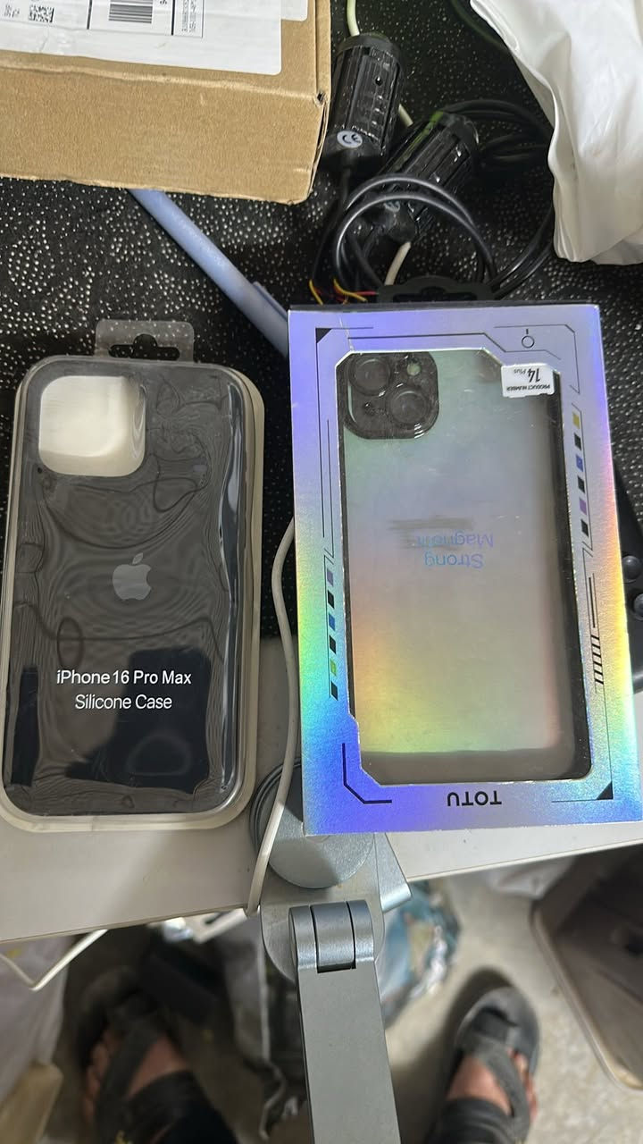 حرق اسعار تفليش كافرات جميع انواع الاجهزه على 1500 وحافضات ايباد كيبورد وبدون كيبورد سعر القطعه 3500 وكيبل تايبسي على 1500 حرق اسعار الي يحب يرسل وتساب فقط /***********
