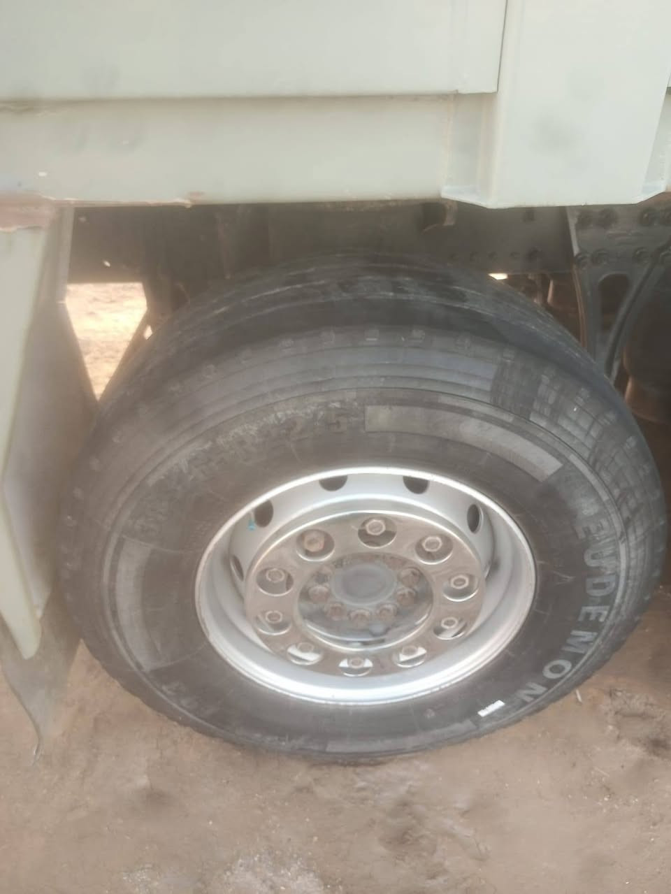 السلام عليكم للبيع 2011 ريتايدر هورنات كاسحه مكان الصويره للاستفسار *********** // ***********
