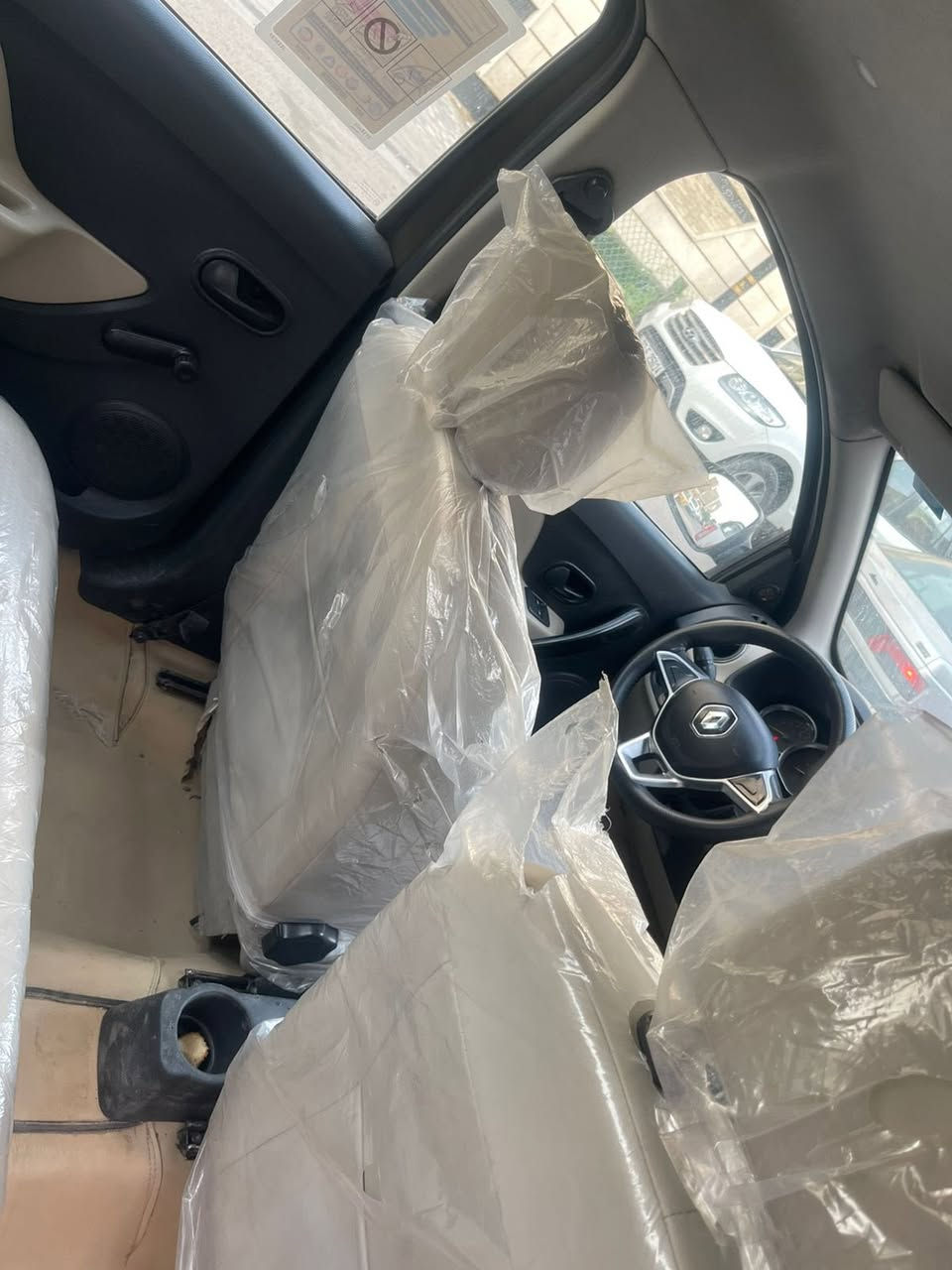 رينو موديل 2019  مكفولة كفالة عامة تبريد ثلج تايرات دوشمه جديدات رقمها بغداد ماشية 100 سعرها 95


**إذا كنت صاحب هذا الإعلان وتريد حذفه لأي سبب، رجاءا أرسل رسالة إلى الدعم الفني**