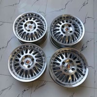 غطاء جنط • اكسسوار سيارة • سنغافورة