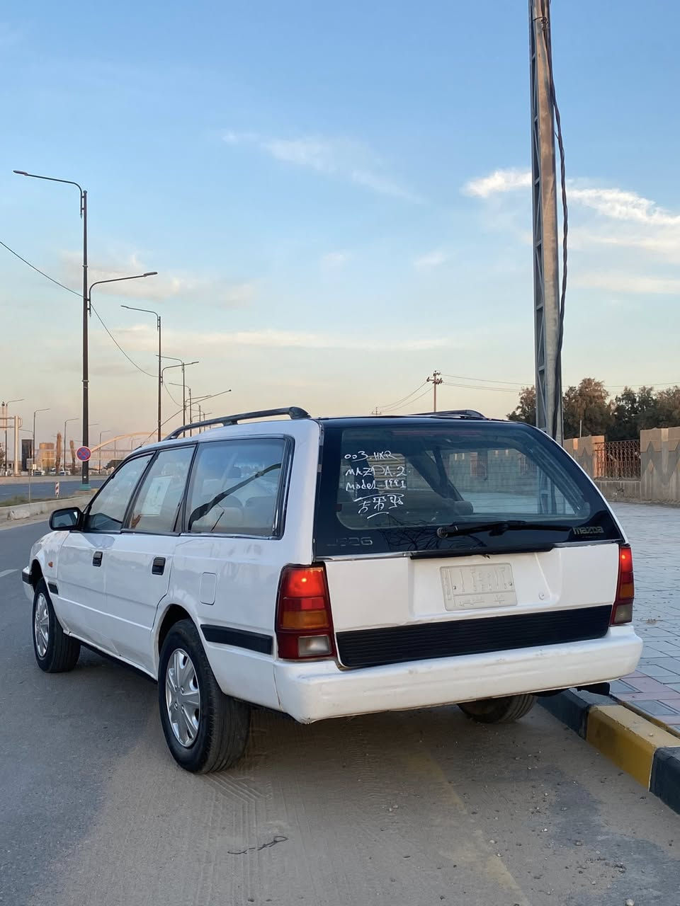 مازده للبيع حجم 626 مكفوله من الضربه والاصوليات فقط مصبوغه عام للجماليه مكينه وكير جدد شرط حداديه جديده تخم تاير جديد كهربائيات كله شغاله غرفه شرط جديده كله استوني مبدله رقم نجف مشروع وطني شرط المداور 
المكان نجف 
السعر 35 وبيه مجال 
للاتصال ***********
غير متواجد عالخاص
