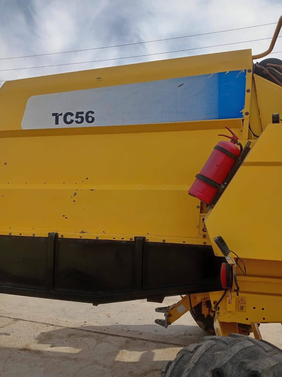 حاصودة للبيع
مواصفات :
*موديل 2007
*هايدرو 56
*رقم اربيل
*أوروبي بلجيكي اصلي
*مكفول كفالة عامة
العنوان : كركوك - قرب مطعم ميديا
رقم الهاتف :
***********
***********
