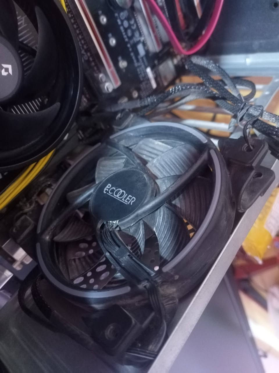 السلام عليكم
عندي هاي التجميعة المذربورد عطل اريد ابيع القطع

المعالج ryzen 5 3200g رايدة ب 75 الف

الرام 16 گيگا بسرعة 2666  رايدة ب 55 الف

الباور سبلاي 550 watt  رايدة ب 50 الف

 الكيس فقط وويا فان ب 25 الف

الاسعار مناسبة كلش بدون مداهر رجاءا مكاني البصرة الزبير يم مركز العقيل ما عندي توصيل رقمي
***********

