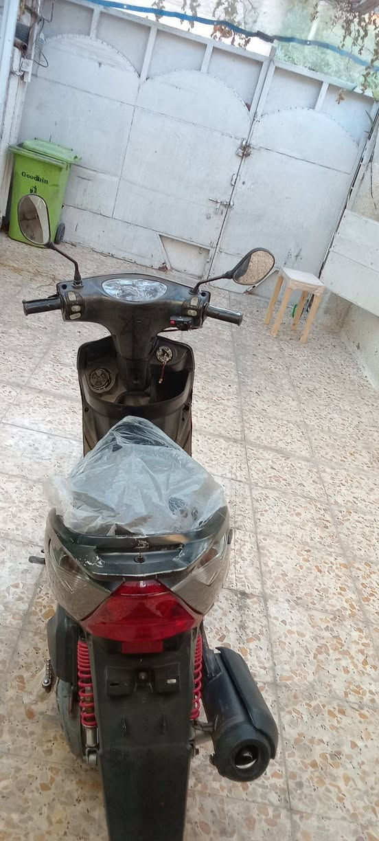 دراجه ثعلب 140جيتي ار وراق بس مكاتبه مكفول من السرقه السعر 600 مكان التعليم قرب حسينه شهدا الطف  ***********
