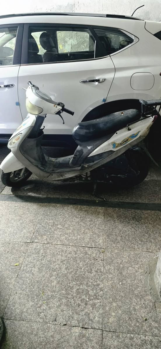ماكس سلف وهندر السعر 325 وبيها مجال بسيط .


**إذا كنت صاحب هذا الإعلان وتريد حذفه لأي سبب، رجاءا أرسل رسالة إلى الدعم الفني**
