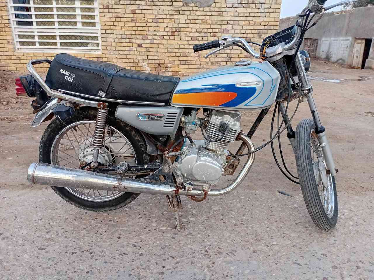 دراجه البيع يراني. اوراق    وكيله شارع بغداد.   سعرهة ٦٥٠ بيه مجال قليل     رقم الهاتف تصال المعرفت تفاصيل    *********** تصال خاص ماكو  بي واتساب
