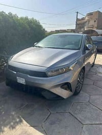 من رخصت الادمن فورتي 2024  رقم بغداد باسمي  ماشيه 24 ...صور لحادث ويه ...