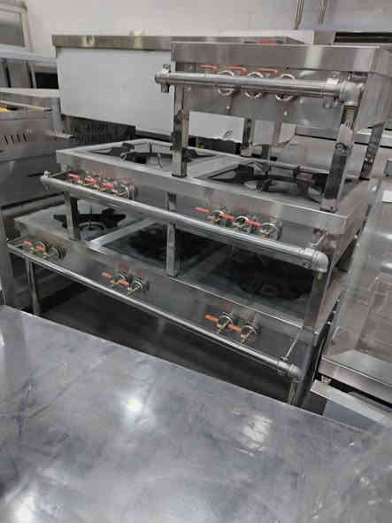 سلام عليكم تجهيزات كافت الغراض مطاعم البيع والشراء بسعار تنافسيه مكاني نجف بل كوفه شارع المعمل مقابل مجمع المختار السكني معرض ماهر حنتوش ولاده الستفسار ***********
