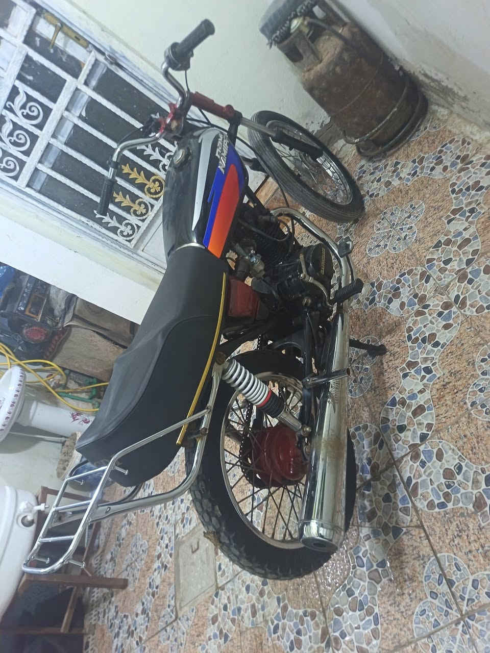 موديل ١٥ أوراق اصولي مكينه ٢٢ غراض ٢٣ كلهن تعميره فول محرك يخبل سعر خاص


**إذا كنت صاحب هذا الإعلان وتريد حذفه لأي سبب، رجاءا أرسل رسالة إلى الدعم الفني**