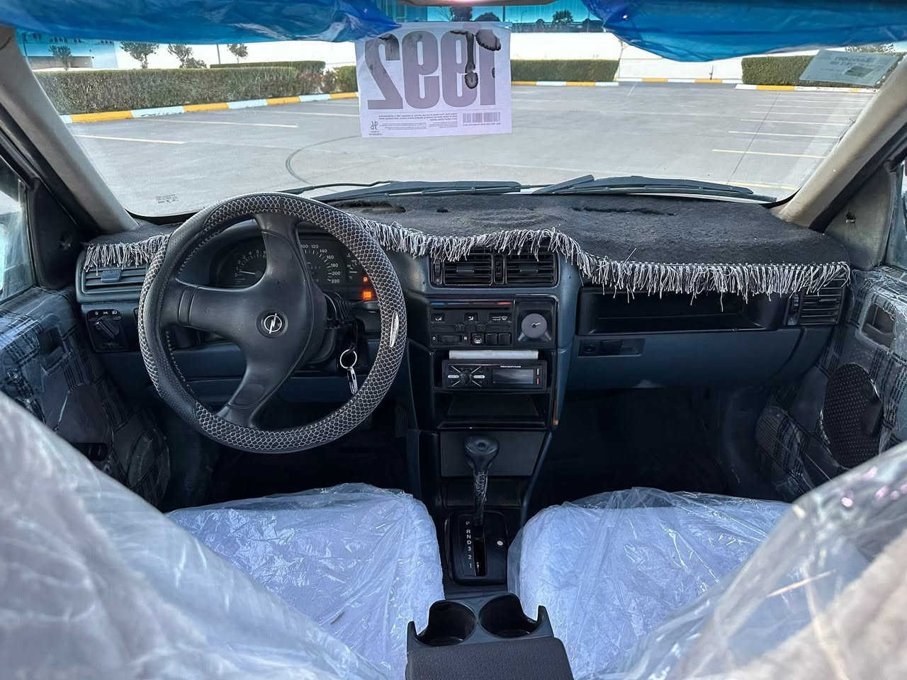 ئؤپل مؤديل١٩٩٢گير تؤماتيك مةكينة٢٠لةجواني نمونية بي نةقوستاني كيرمةكينة بةشةرتي فيتةر  سحر ٣٨محامةلة ٥وةرةقةش خةرامةي لةسةرة دواي محملة دةكريتةوة پشتوپيشي كةپسة بةس دةرگاي سةياق ليداني هةية***********شوين هةولير
