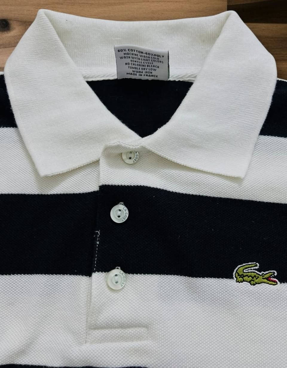 Lacoste  صنع وإصدار فرنسي 🐊
القياس ( #يلبّس_سمول)
عُرض الصَدر 49 .


**إذا كنت صاحب هذا الإعلان وتريد حذفه لأي سبب، رجاءا أرسل رسالة إلى الدعم الفني**