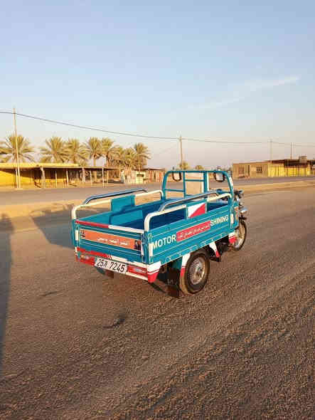 السلام عليكم ستوته للبيع موديل 20 محرك 23 اوراق اصولي كفاله عامه ستوته جاهزه سعر 1450 وبيها مجال المكان بابل الشوملي الرقم ***********
