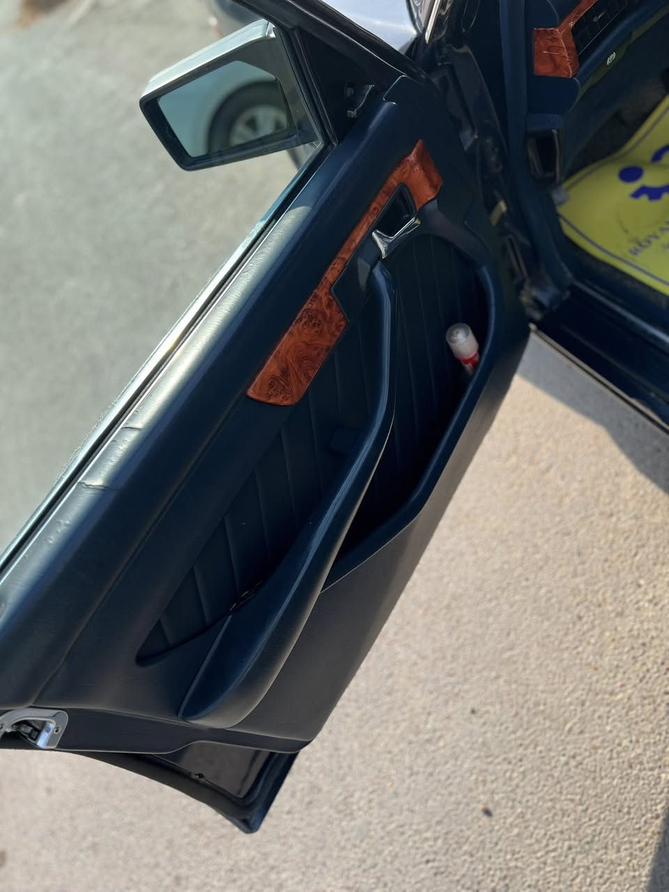 سلام عليكم مرسيدس جامبو للبيع 300 عنكبوت دبل مروحه دبل هورن دبل فيت بم اريل كهرباء جام 4 كهرباء سنتر لك شغال تبريد شرط ثلج باتري جديد داينمو جديده مال ام عيون تخم تاير جديد مصبوغه عام للجماليه بدون حادث قواعد دبلات سليمه صدر جديد كهربائيات السياره كلهه ع البلاد يعني ماكو اي واير جطل  تراي وين ما يعجبك اطلع السياره خير من الله ابد متوكف ملاحضه المكينه بيهه خيط تبخير  يعني مابي اي تاثير السياره بسمي رقم انكليزي تحويل ثاني يوم  السعر 90 بيهه مجال قليل بيع فقط مكاني بغداد الكراده  الشراي ينتصل واني حاضر *********** هاذ رقمي
