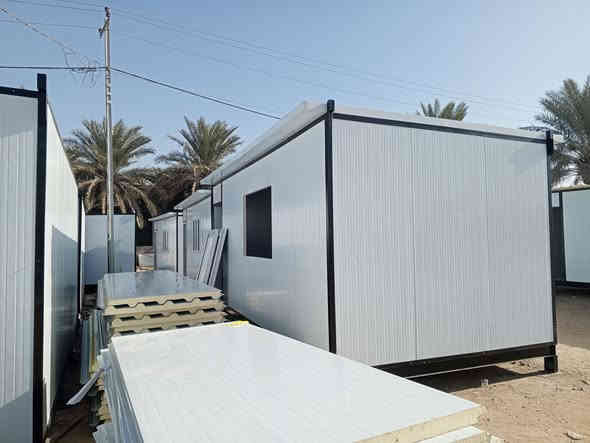 معمل الظلال لصناعة الكرفانات والدور الجاهزه(🔥يوجد مقاوم للحريق🔥🔥) يوجد جميع القياسات  درجه أولى حسب الطلب وتجهيز جميع المواقع ويوجد توصيل لجميع المحافظات 🚛🚛وبأسعار مناسبه الموقع (حله بابل ) 
 ***********📞📞 
***********📞📞
