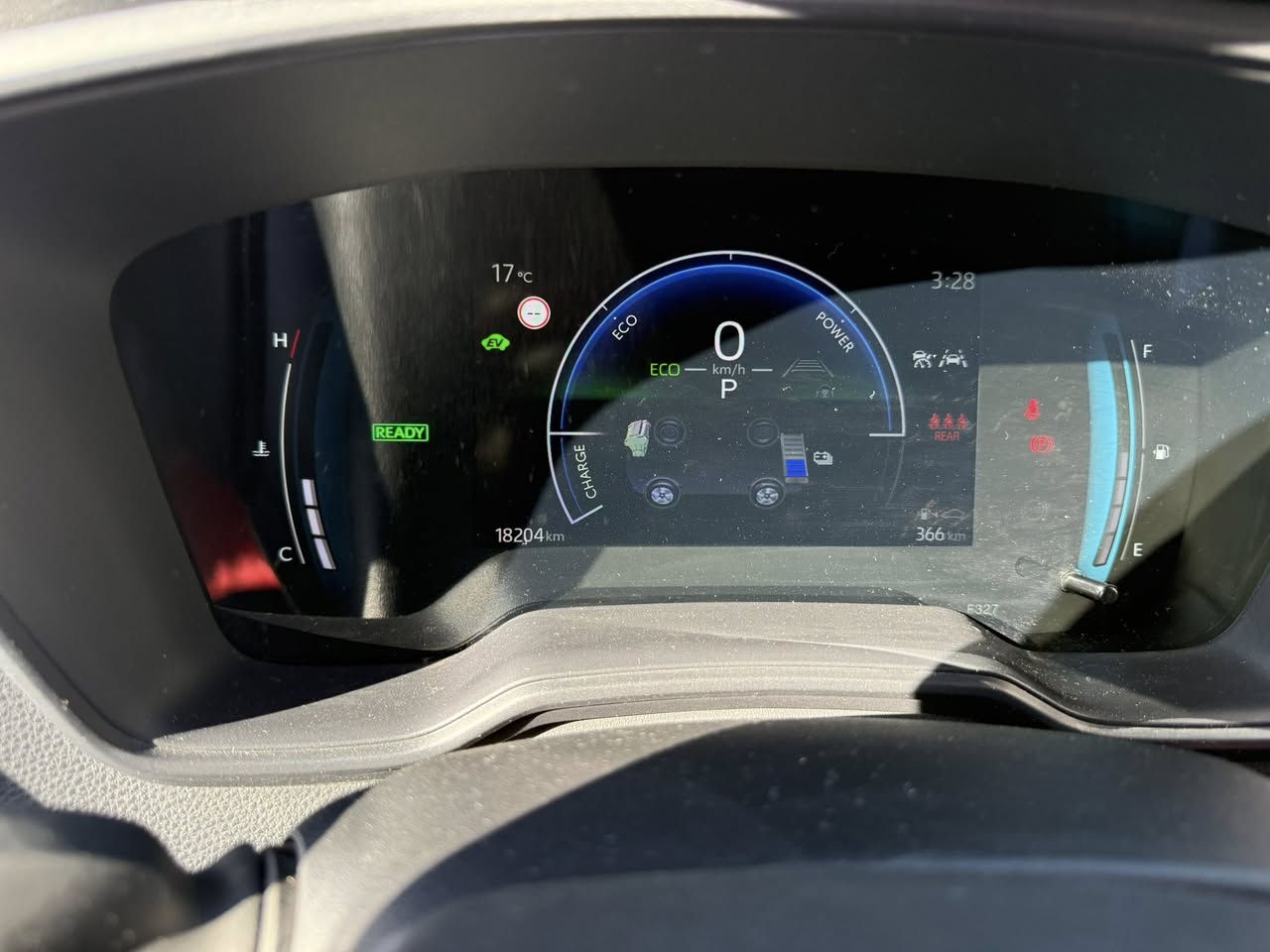 السلام عليكم كورلا هايبرد 2025ماشيه18جديده السياره مكاني اعضميه ***********
