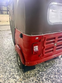 ٢٠٢٠تكتك لبيع السعر ٤١٠٠ وبيها مجال حك الجيه 07712570668