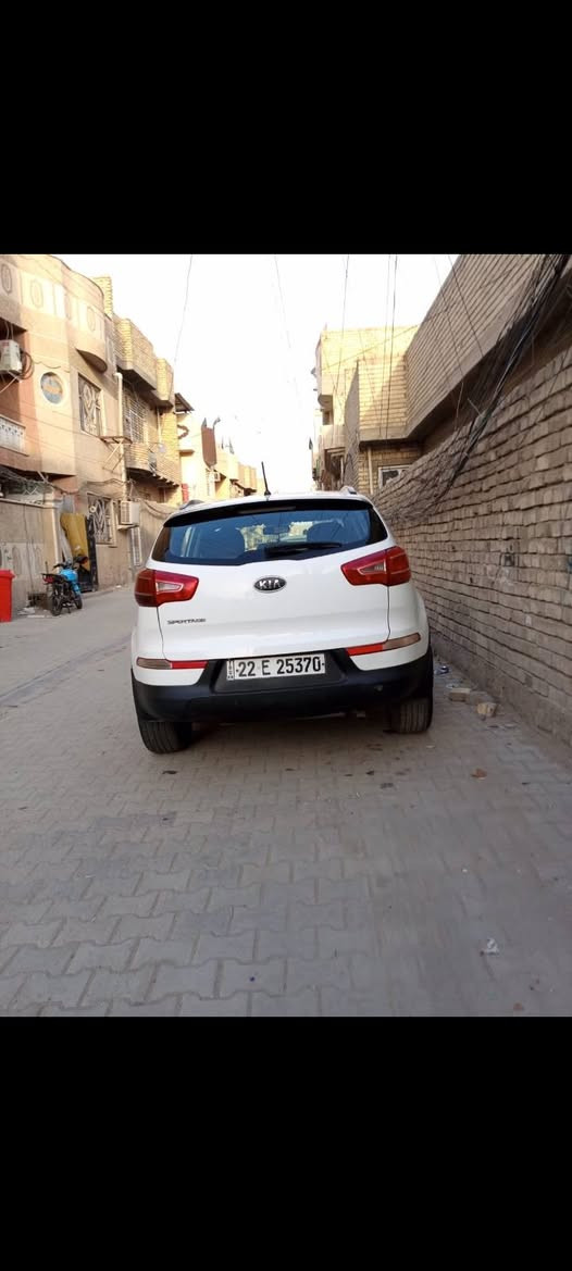 السلام عليكم سبورتج مديل ١٢ ا،ربيل بيه قطعتين بدون داخل السعر ١٢٨ وبيه مجال مكان الشعلة رقم الهاتف ***********
