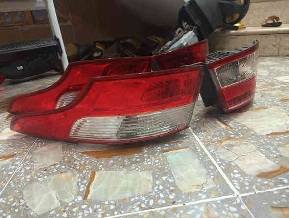 السلام عليكم بك لايت رينو سافران  السعر تك الواحد 20 الف كامل حتى الفيش موجوده الي يريدهم يخابرني ***********8
