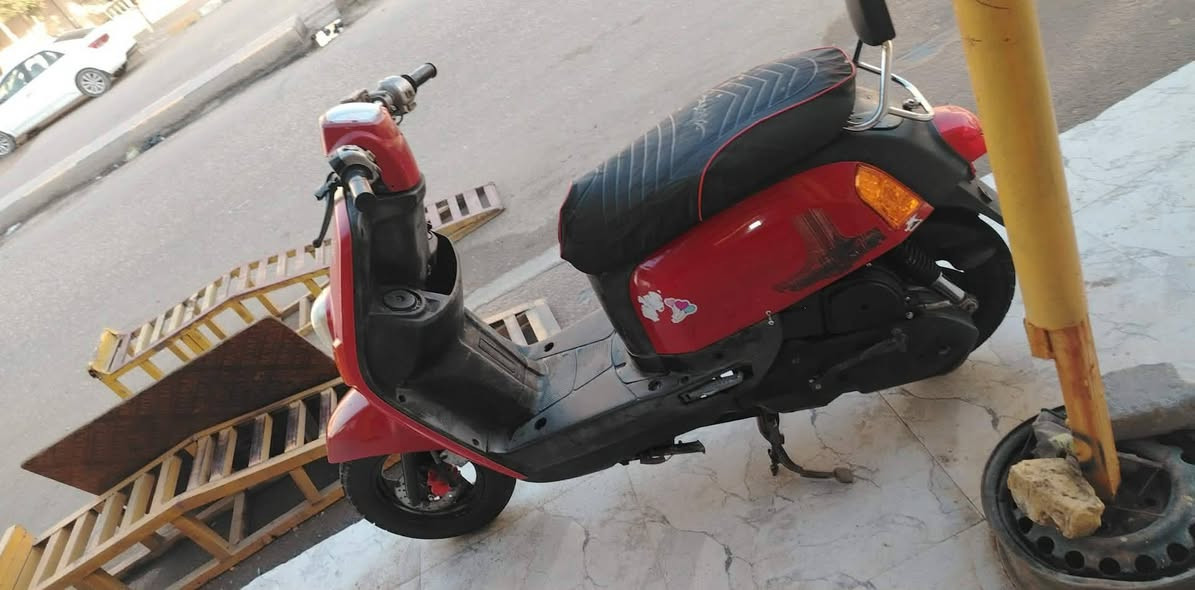 السلام عليكم ماكس بوليس كافله وكله شغال كهرباء نكر سلف السعر ٧٠٠ بيه مجال حك جيه العنوان الدوانية حي العصريه الهاتف ***********
