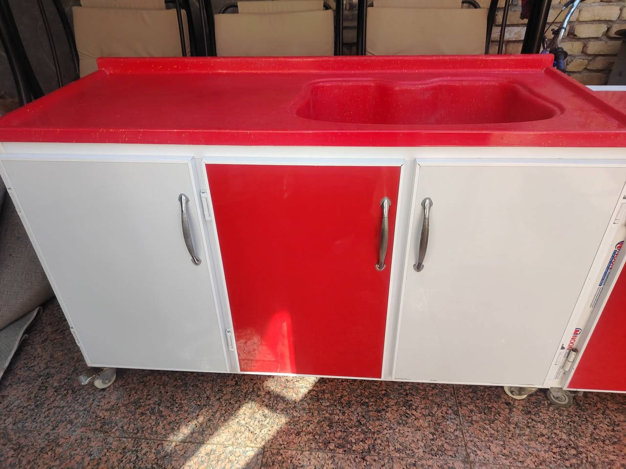 كاونتر تسكام شغل ثقيل جدا مو تجاري 3 امتار فقط ارضي
ميز طعام صاج شجرة جوز تكمه يروح وياكم عمر ان شاء الله

العنوان العسكري الأول شارع الوكفه القديمه بعد فلكة العلماء


**إذا كنت صاحب هذا الإعلان وتريد حذفه لأي سبب، رجاءا أرسل رسالة إلى الدعم الفني**