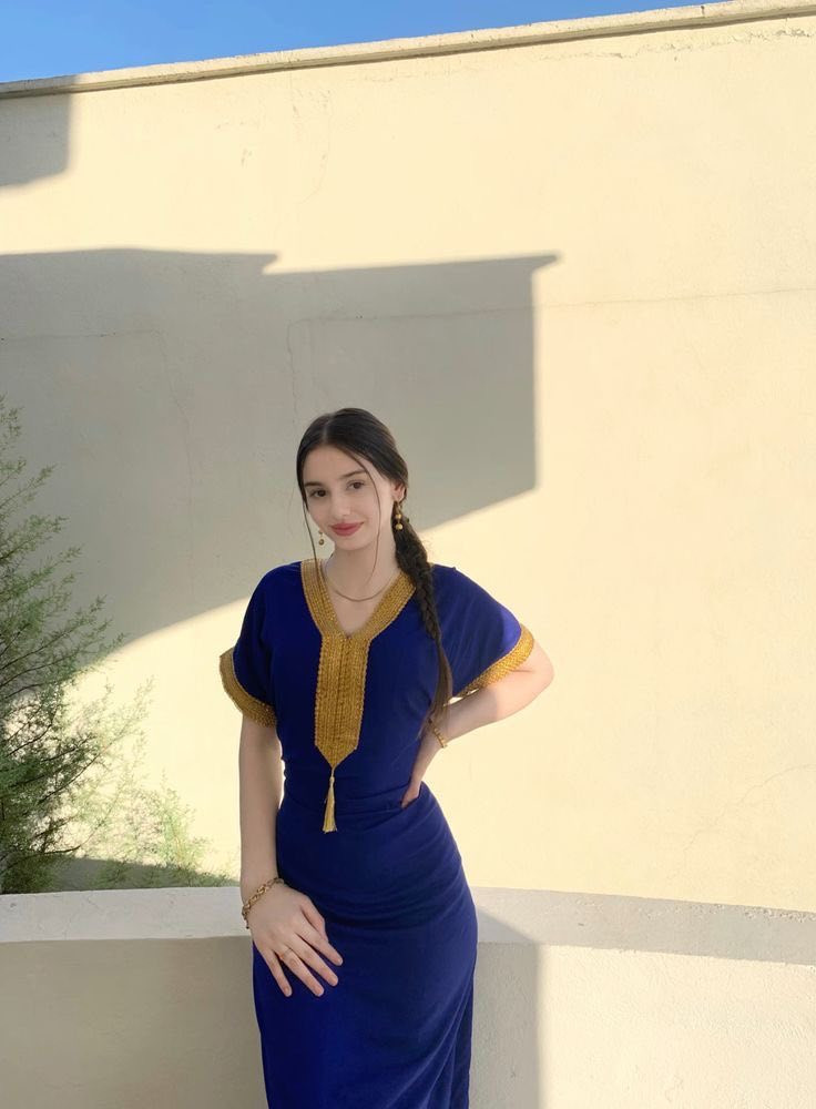 دشداشه قماش لنن بارد كواليتي عالي سعر الدرزن 84  وتوصيل لكل المحافظات
للطلب مراسله المعمل للاتفاق على الاحجام والتفاصيل والالوان وخصم لاصحاب الكميات 

 0780 348 3400
