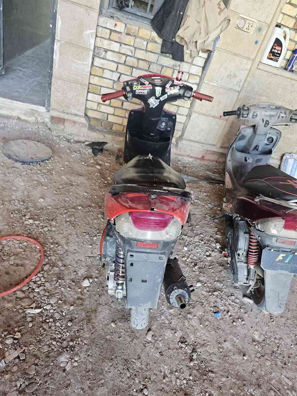 سلام عليكم ماكس عدله دراجه شلعه ومعدل مفوله وتمشي مشي يموت مفتوحه تزويد ٥٥ هاون الدراجه غراض تايونيه الي ياخذها يردالها بس دهن وبانزين سويت بيها حادث ونكسرت الدرايش ولكاعيه بعني نقصها بس ترايش ب ١٦ الف  الدراجه مزوعه تزويد من بحيث كلجات  ويدات بريك وبانزين وشيال saw وصانصه fm ويلات rgs ودبل وره رياضي سعرها ب ٥٥٠ وبيها مجال للشراي للاستفسار ***********
