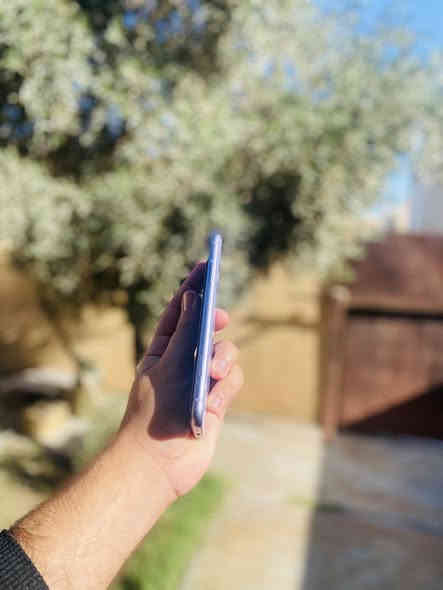 السلام عليكم للبيع ايفون 11 عادي ذاكره 128 بطاريه 79 الجهاز كله بلادي لامرفوع بطاريه ولامفتوح منه برغي شرط وتر بروف الجهاز كلش نضيف شاصي مكفول من الشخط صوت كامرات اتصال كله فوول بسعر 275 الف مكاني تكريت ***********
