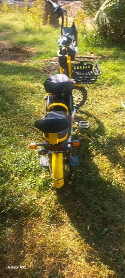 بايسكل شحن المكان كربلاء 

قرب قصر مصطفى خان السعر 350 وبي مجال قليل  رقم الهاتف ***********
