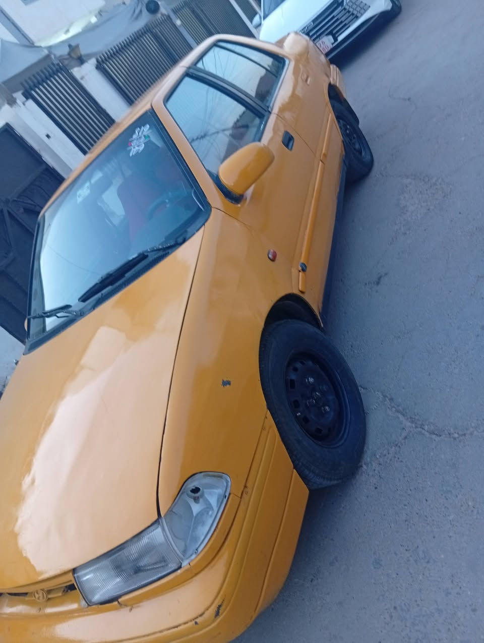 سلام عليكم سيارا هوندا كيرمحرك شرط صدر جديد تايرات جديد باتري جديد باور شغال سيارا مابي نقص سناويه عاج موديل 94كهرباء شغاله تريك وين مايعجبك سعر 17بي مجال للطيبين عنوان كركوك رقم ***********
