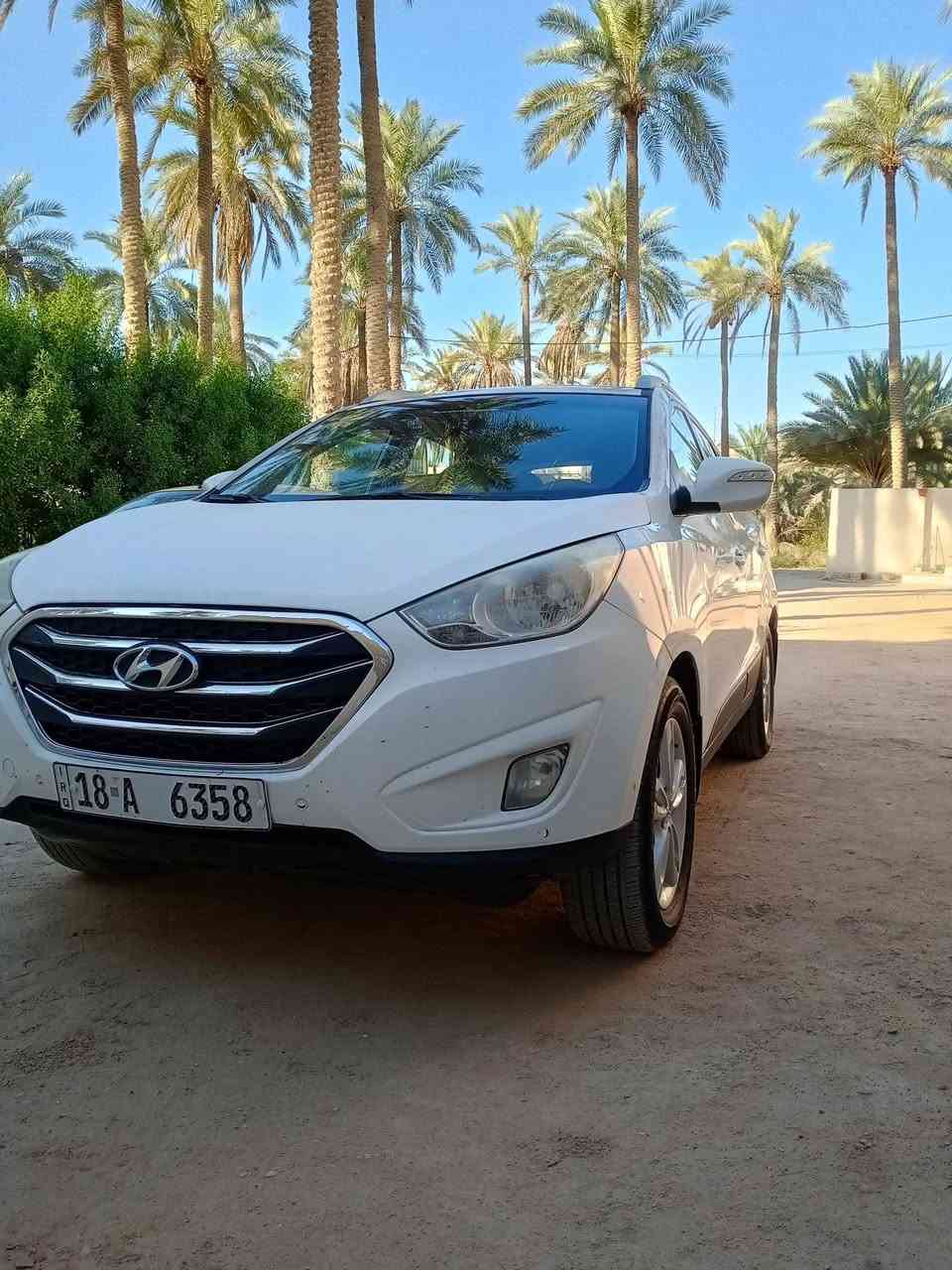 سلام عليكم توسان خليجي 2012 نص فول مكفوله بدون حادث بيهه ريع لبنيد مكشر عنوان كربلاء  سعر 145 وبيهه مجال للاستفسار ***********
