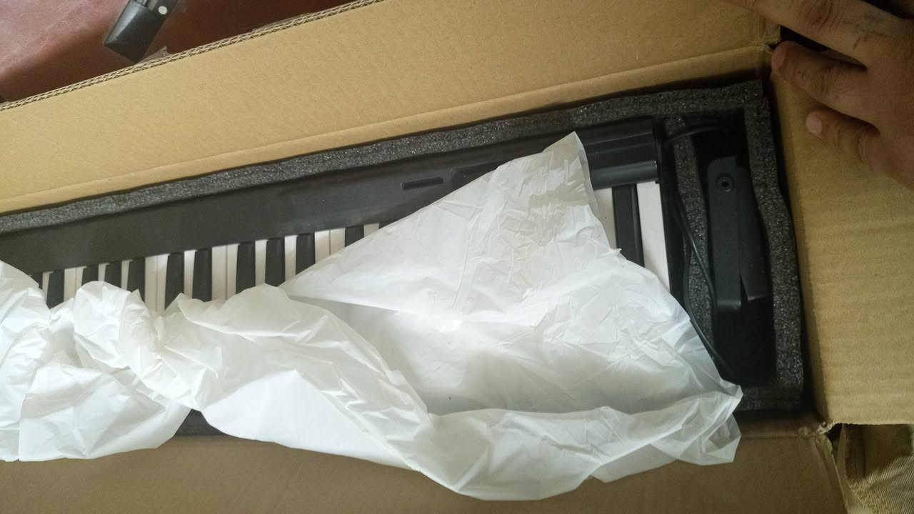 بيانو حجم كبير ينطوي
بي تطبيق موبايل 
بي اصوات موسيقى جاهزة تعزف وياها

بي بيدل قدم دواسة 

شحن يطول يوم كامل 

بي ستاند نوتات 

السعر 90 
قفل 

سعرة بالسوك 130


**إذا كنت صاحب هذا الإعلان وتريد حذفه لأي سبب، رجاءا أرسل رسالة إلى الدعم الفني**