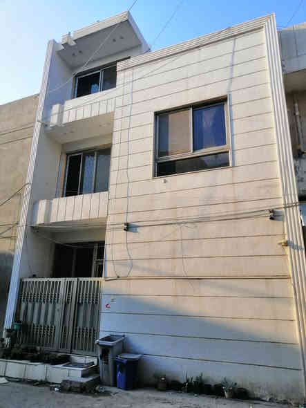 #بيت للبيع طابو زراعي
المساحة 50متر
9+6
البناء جديد سنة 2022
يحتوي صالة + مطبخ + حمام
3غرف نوم
الموقع الدورة زراعي شارع المحكمة
للاستفسار اتصل على الرقم ***********
