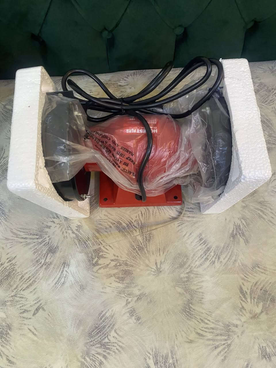 السلام عليكم عندي كوسره ثابته جديده لبيع السعر 50 الاستفسار ***********
