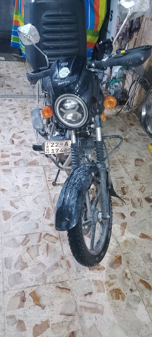 سلام عليكم 
دراجة دايوان جبلي فول ومكفول نضافة فول للبيع كبل للشارع (عوزهة بس غسلة فقط)مكاني بغداد الكمالية 
(***********)اتصل ودلل 
رقم اراربيل
