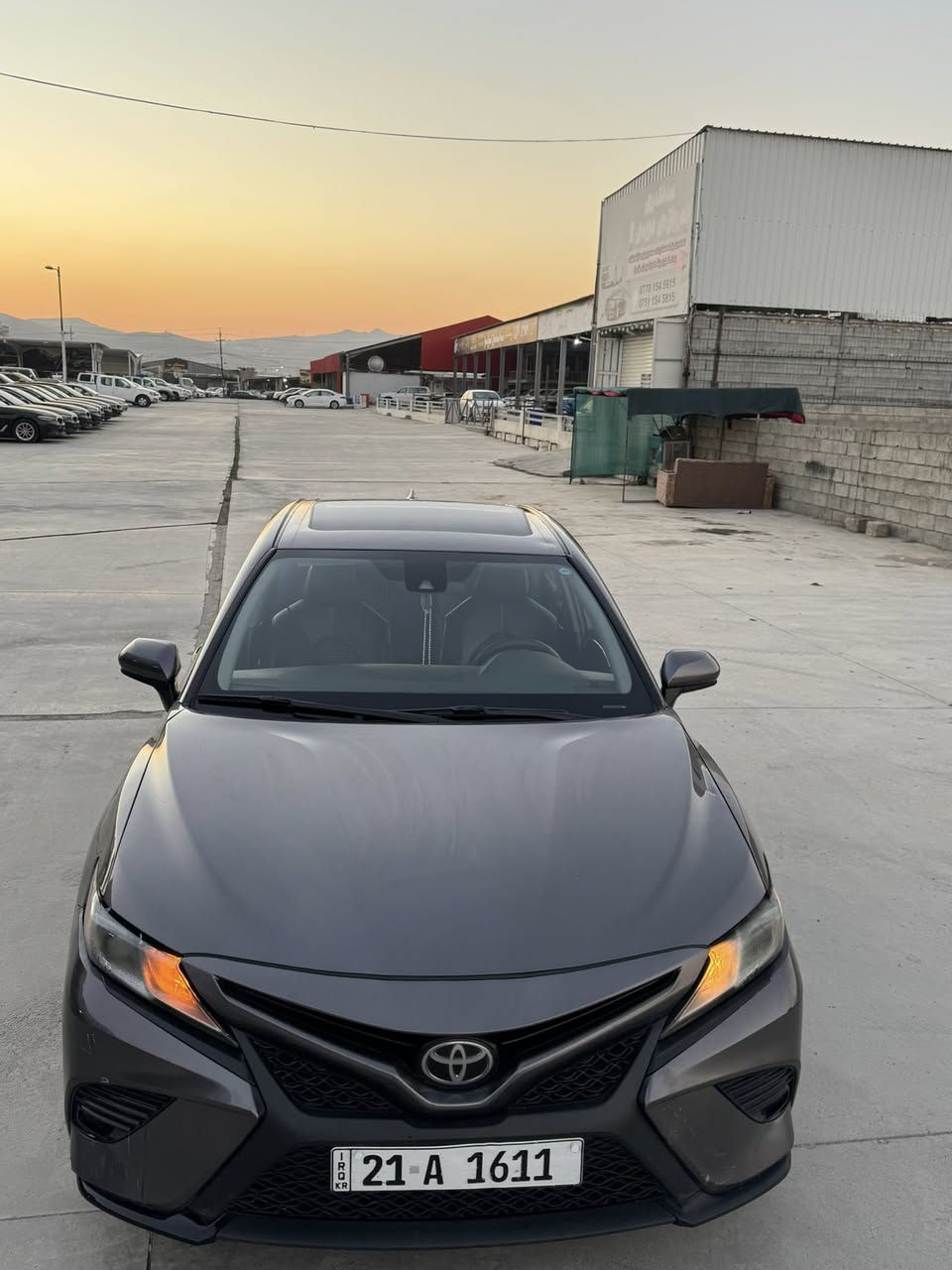 كامري 2020
SE
فول موصفات بدون بصمه 
بيه صبغ قطعتين ونص بجم كبس 
لون نفطي حداديه كير مكينه كله بشرط 
سعر 200 وبيه مجال 
رقم تلفون ***********
