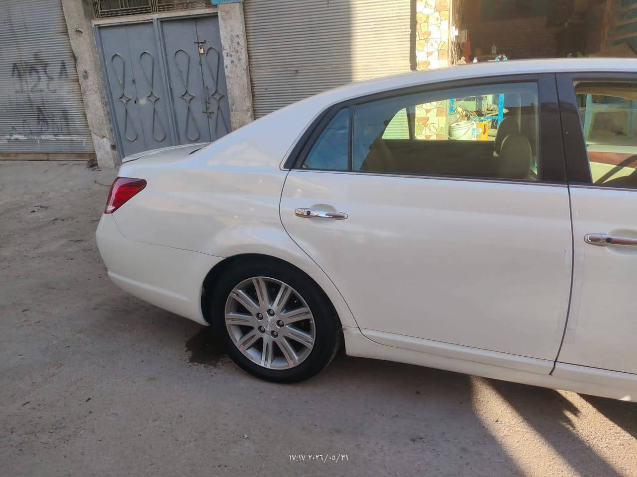 أفلون 2010 
فول مواصفات 1/1 Limited 
بيها صبغ ربع الجاملغ الخلفي 
السعر 165$
***********
