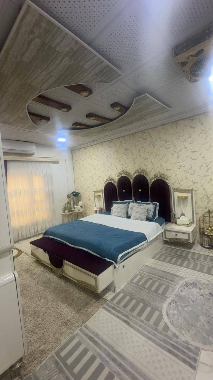 سلام عليكم بيت ماليه ركن  200 متر  للبيع منطقه حي العسكري خلف محطه جيهان قرب مدرسه جاغداش ***********6 سعر 85 وبي مجال قليل
