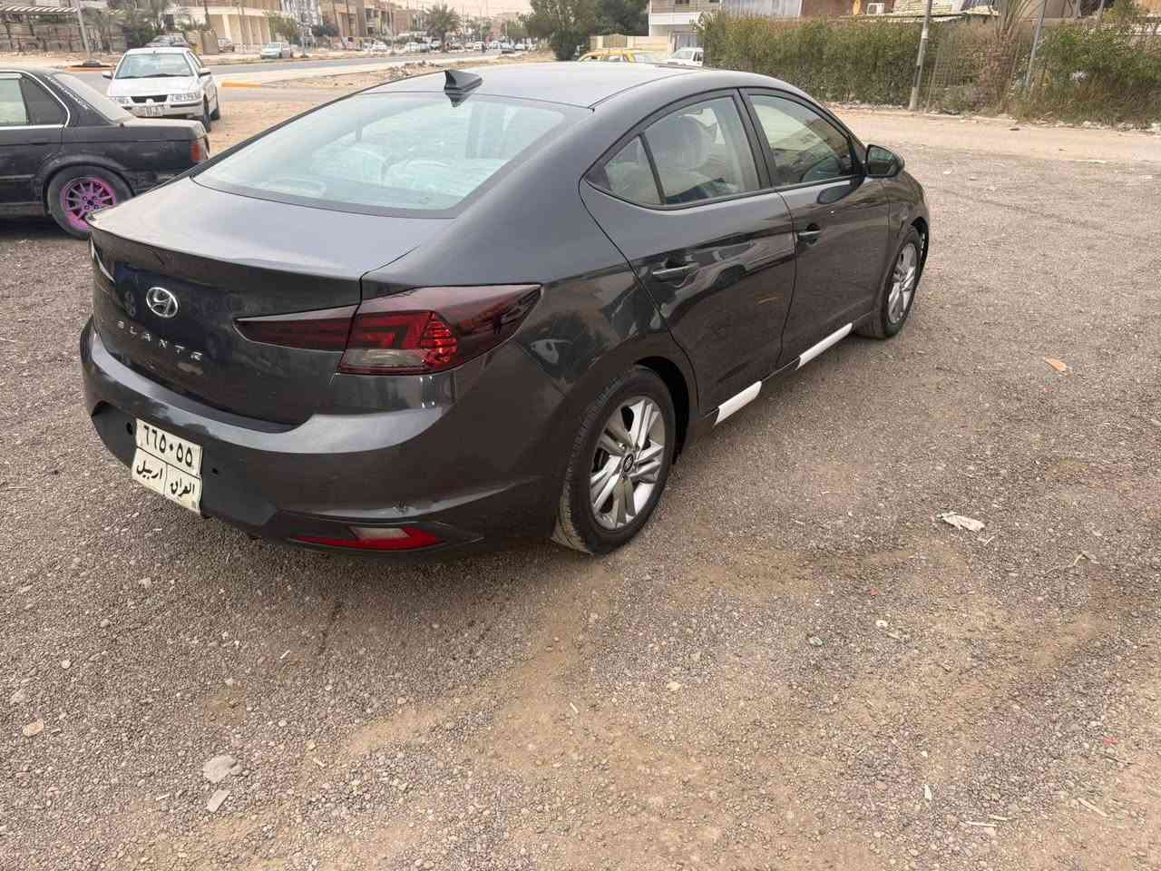 النتره موديل 2020
وارد امريكي حادثها جاملغ وبنيد
محرك2000دوش كيراوتو
تبريدثلج صدر جديد
تخم تاير سياره جاهزه
تحويل او وكاله سعر 120 ورقه
بيها مكانات قليله صبغ  مكاني بغداد
الدوره***********
