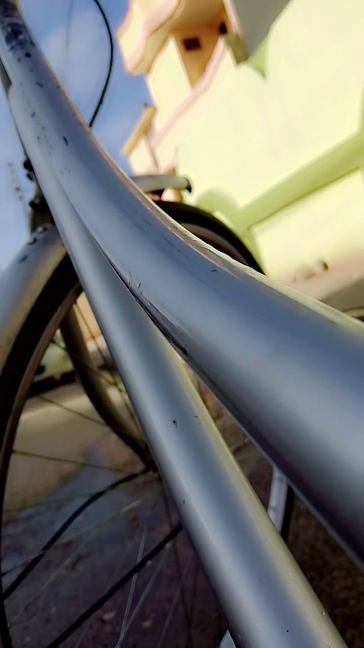 سلام عليكم بايسكل للبيع حجم ٢٦ نضيف ١٠٠/١٠٠ المكان موصل حي سومر السعر ٩٥ بي مجال للطيبين متواجد على الصفحه#


**إذا كنت صاحب هذا الإعلان وتريد حذفه لأي سبب، رجاءا أرسل رسالة إلى الدعم الفني**