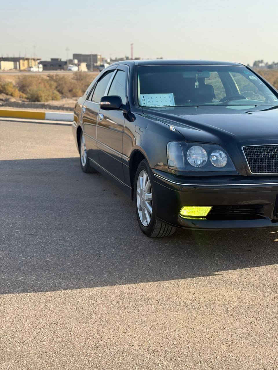 للبيع تيوتا كروان ملكة مديل 2003 اصل
السياره  مفحوصة مرور وكمرك ودافع كمرك (باقي بس فلوس الرقم ) السياره كفاله عامة من كص وضربة ونقل جثة واصوليات ورسميات وكالة ثاني يوم بااسمك السياره ملسق ولوحات ورقي وسنوية عظم 
مواصفاتها السياره
✅ اصل كرستال 
✅ديفور الجبير 
✅شاصي 75 
✅4دكم  
✅مري شفط 
✅ستيرن كهرباء
✅كشن كهرباء
✅برده خلفية 
✅تحكمات خلفية 
✅جام كهرباء 
✅داخل اسود جلد بلاد 
✅ويل نجمة نفطي 
✅تخم تاير جديد  
✅حدادية بلجيس 
✅سبير + عده كاملة 
✅تبريد ثلج سلبت 
✅قواعد ضوئية 
✅شاشة كبيره كرستال     
السياره تحويره نجف فوك وجوه دشبول عارف العيساوي     
السياره كاملة مكملة•••(ألـسـعر 120$ وبيه مجال)   لتواصل ***********
