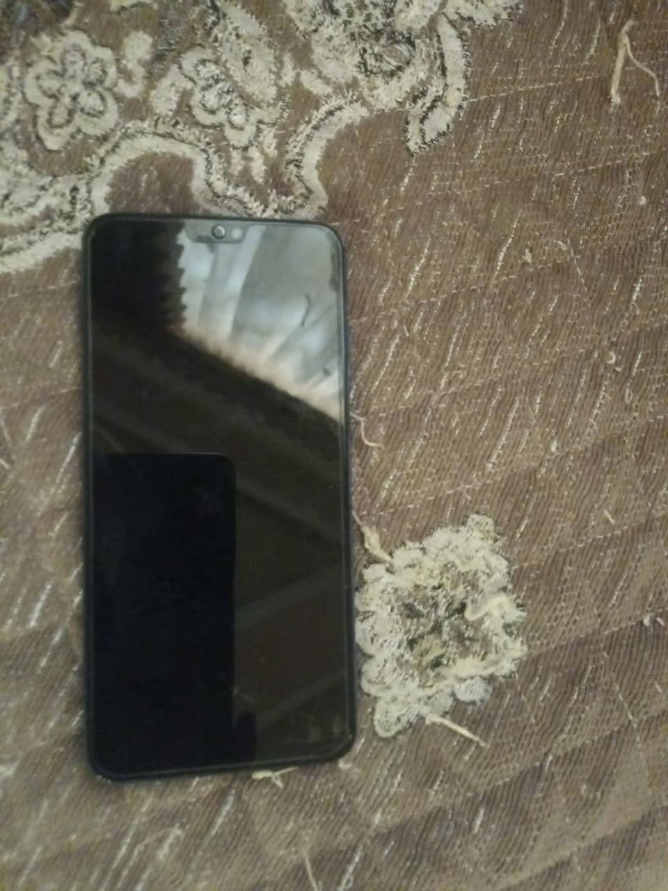 السلام عليكم ورحمة الله وبركاتة جهاز هونر للبيع بي شويه كسر بل شاشه و الضهر نفس شي السعر 30 وبي مجال للشراي


**إذا كنت صاحب هذا الإعلان وتريد حذفه لأي سبب، رجاءا أرسل رسالة إلى الدعم الفني**