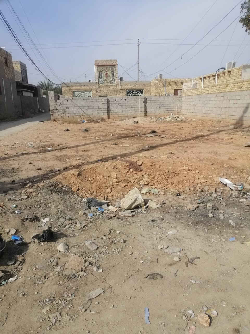 على بركة الله🤲🙏
عرصة زراعي ركن مساحه (150) منطقة ال عبود بينها وبين الطابو الصرف شارع تبليط كما موضح في الفيديو مكانها جدآ مرتب ومميز....يم حسين عزيز ابو البرج ويم ال سفاح
#للأستفسار مراسلة الصفحة أو #الأتصال على الرقم ***********
