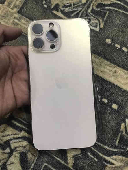 سلام عليكم 13 ابرو ماكس جهاز نضيف كلش جهاز بدل بس شاشه. فيس آيد شغال شاشه نوعيه حلوه ذكرت الجهاز 256 بطاريه 83 السعر (525)    العنوان بغداد مدينه الصدر  رقم ***********
